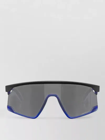 Oakley Round Wraparound Sunglasses Sculpted Arms Design