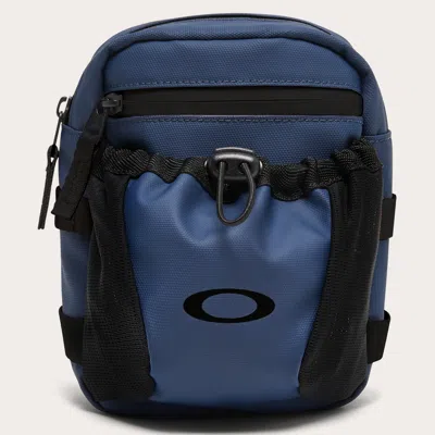 Oakley Rover Crossbody In Navy