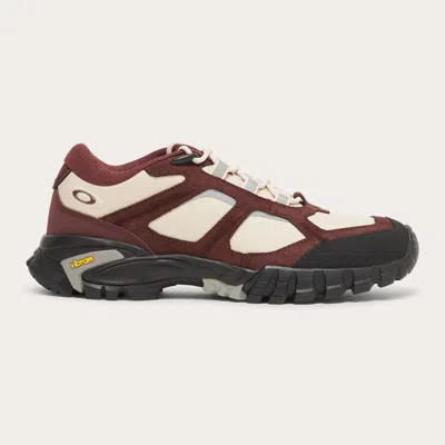Oakley Sierra Terrain In Grenache