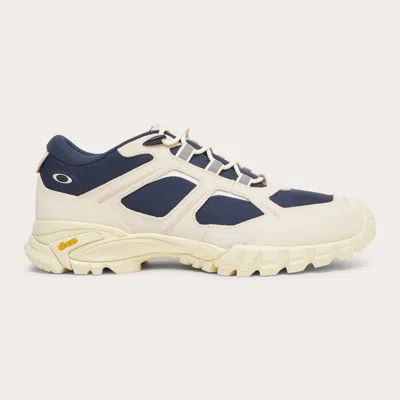 Oakley Sierra Terrain In Navy