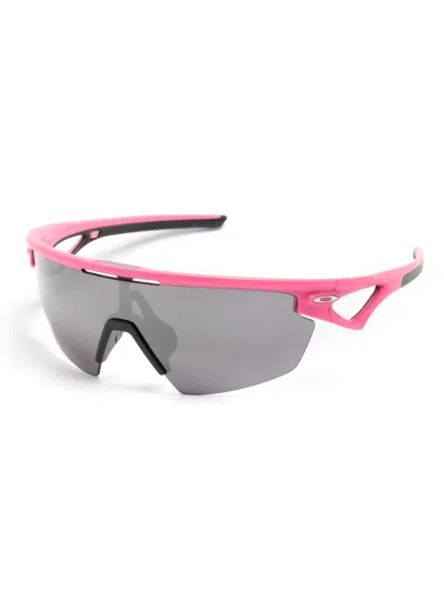Oakley Sphaera Shield-frame Sunglasses In 粉色