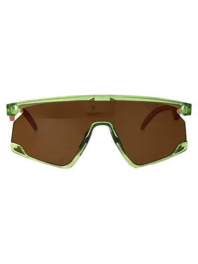 Oakley Sunglasses In 928011 Transparent Fern