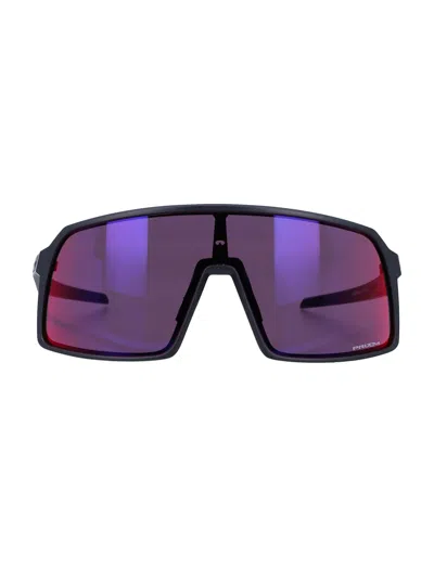 Oakley Sutro In Black