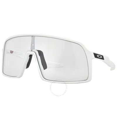 Oakley Sutro Clear Photochromic Rectangular Men's Sunglasses Oo9406 940699 37 In White