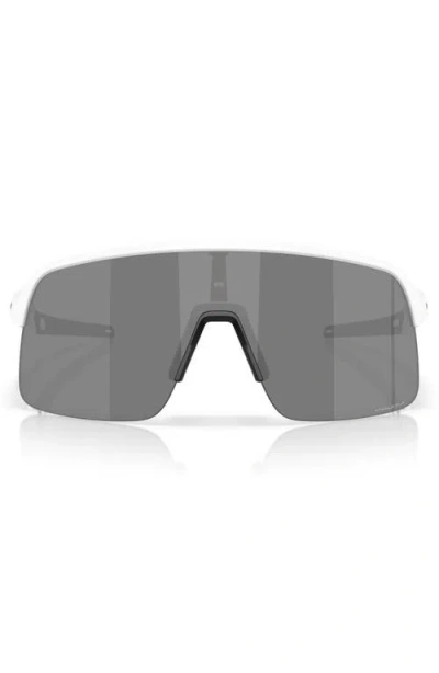 Oakley Sutro Lite Players Collection 39mm Prizm™ Polarized Wrap Shield Sunglasses In Black White