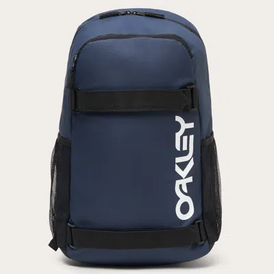 Oakley The Freshman Skate Backpack In White