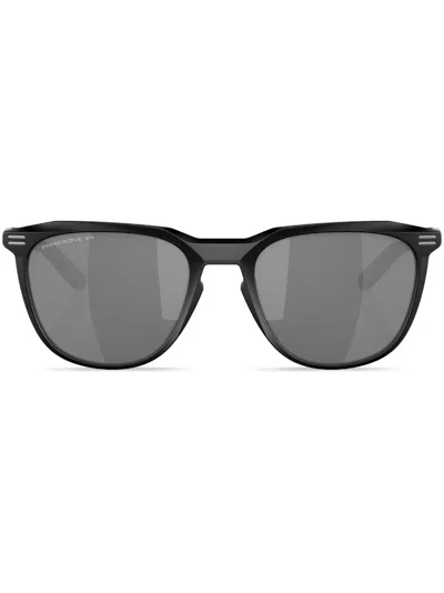Oakley Sonnenbrille Mit Eckigem Gestell In Schwarz