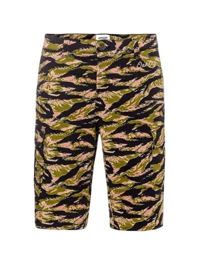 Oakley Tnp Camo-print Cargo Shorts In Green