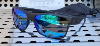 Pre-owned Oakley Two Face 9189-4660 Sunglasses Matte Black W/ Prizm Sapphire Polarized In Blue