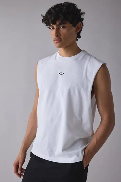 Oakley Uo Exclusive Blur Logo Muscle Tank Top In White, Men's At Urban Outfitters
