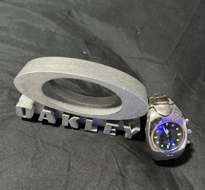 Pre-owned Oakley X Vintage Fake Chrome Oakley Timebomb Watch In Silver