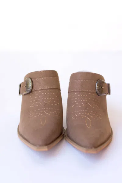Oasis Society Dixie Block Heel Mule In Dark Taupe In Brown