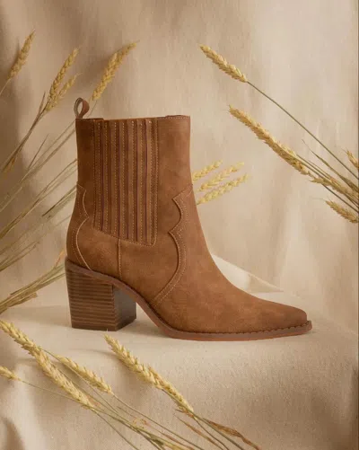Oasis Society Women's Addison Boots In Brown