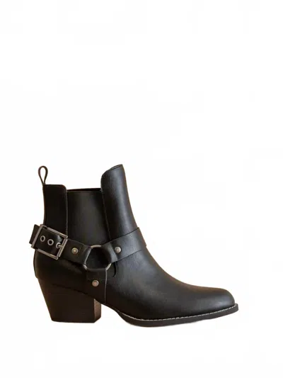 Oasis Society Women's Colt Motorcycle Bootie In Black