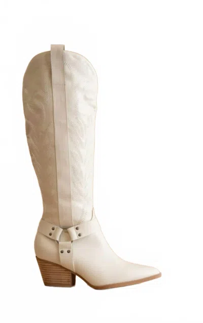 Oasis Society Women's Faye Western Boot In White In Multi