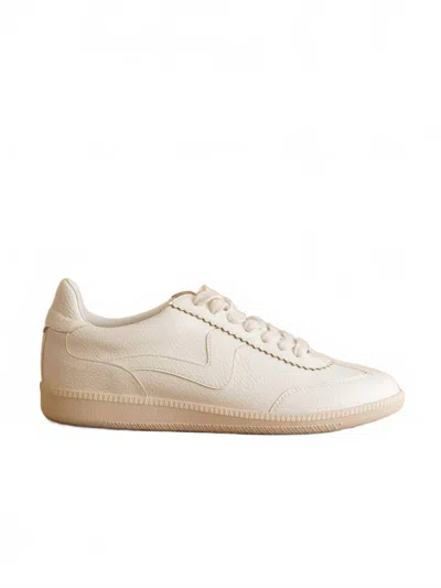 Oasis Society Women's Kyla Classic Low Top Sneaker In White In Neutral
