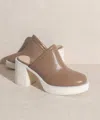 Oasis Society Women's The Ava Clog In Tan In Multi