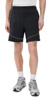Obey Corner Short In Black