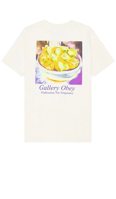 Obey Gallery Tee In 奶油色