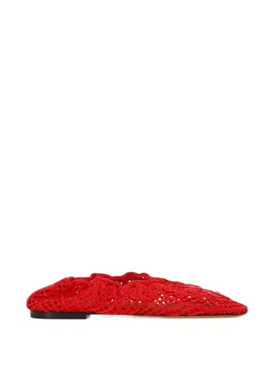 Odissi Iris Flat Shoes In Red