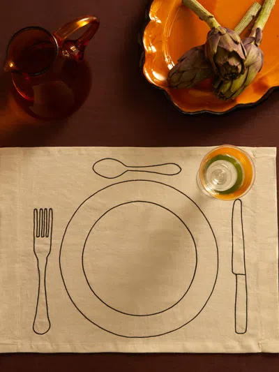Oeuvres Sensibles Bistrot Hand-embroidered Linen Placemats (set Of 4)