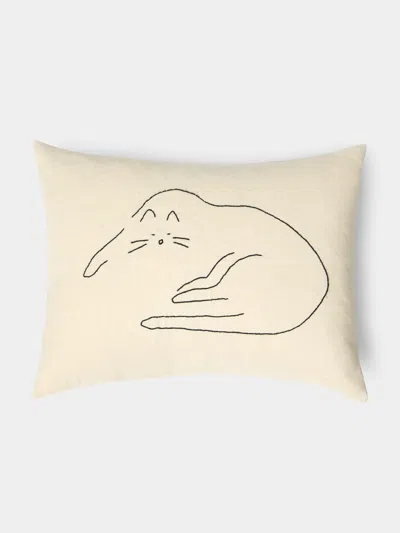 Oeuvres Sensibles Cat Hand-embroidered Cotton And Hemp Linen Cushion (15.5in/40cm)