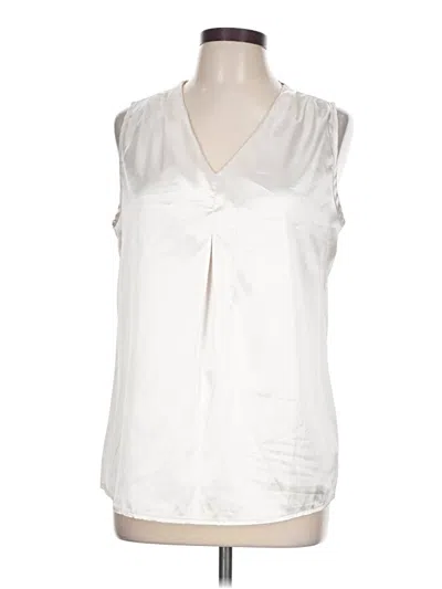 Pre-owned Ofeefan Sleeveless Blouse In Ivory