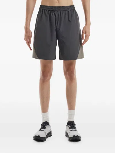 Off Duty Club Shorts In Gray