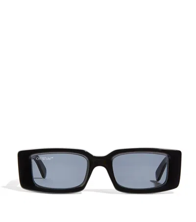 Off-white Arthur Sunglasses In Black
