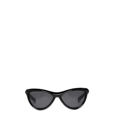 Off-white Atlanta Cat-eye Sunglasses In Black