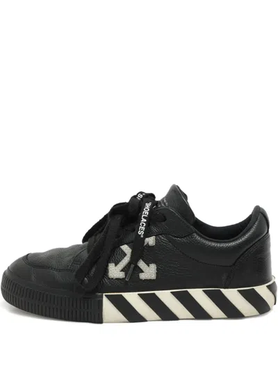 Pre-owned Off-white Leather Sneakers In Black