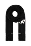 Off-white Wool Scarf With Fringed Ends And Ribbed Texture In 1004