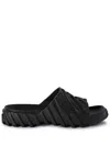 Off-white Embossed Exploration Sliders In Schwarz