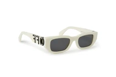 Pre-owned Off-white Fillmore Square Sunglasses White/dark Grey (oeri124s24pla0010107-fr)