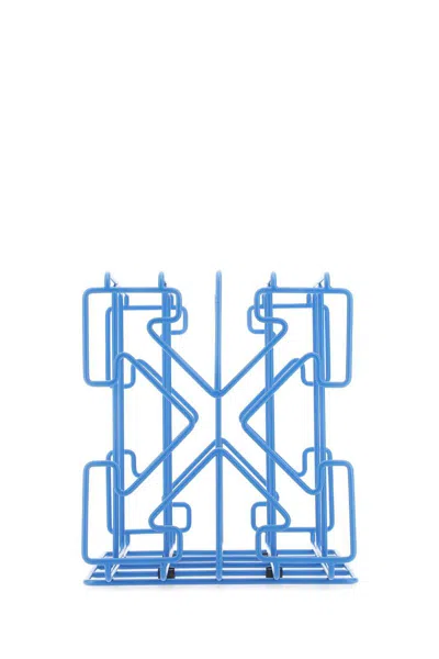 Off-white House/bathroom In Blue