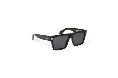 Pre-owned Off-white Lawton Square Sunglasses Black/dark Grey (oeri109s24pla0011007-fr)