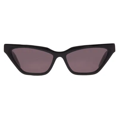 Off-white Madison Dark Grey Cat Eye Ladies Sunglasses Oeri13b 1007 56 In Black