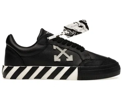 Pre-owned Off-white Men's Off Vulc Low Leather Fw21 Sneakers In Black/white