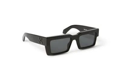 Pre-owned Off-white Moberly Square Sunglasses Black/dark Grey (oeri114s24pla0011007-fr)