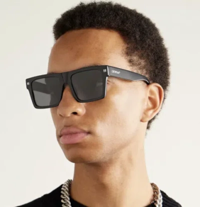 Pre-owned Off-white Oeri109s24pla0011007 Lawton Black Sunglasses In Gray