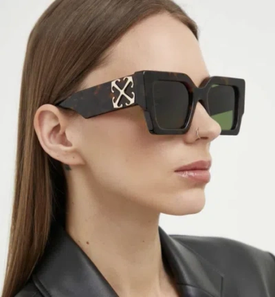 Pre-owned Off-white Oeri128s24pla0016055 Catalina Brown Sunglasses In Green
