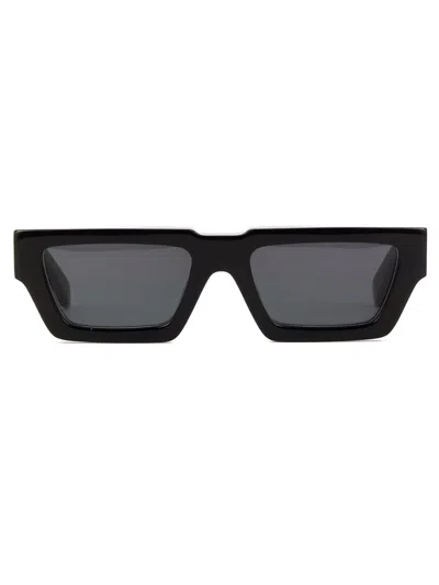 Off-white Oeri129 Manchester Sunglasses In Black