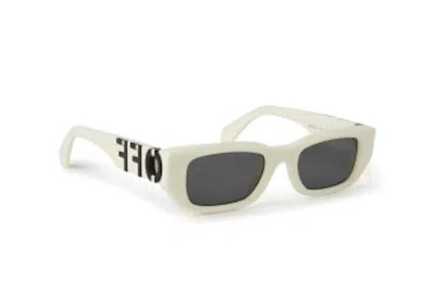 Pre-owned Off-white Off Fillmore Square Sunglasses In White/dark Grey (oeri124s24pla0010107/fr)