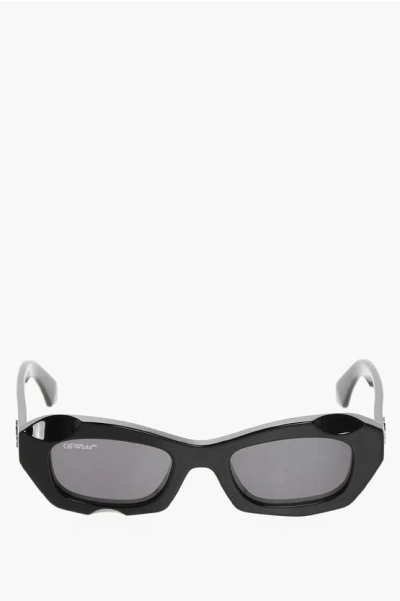 Off-white Solid Color Venezia Oval Sunglasses With Iconic Details In Black