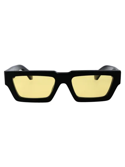 Off-white Sunglasses In 1018 Black