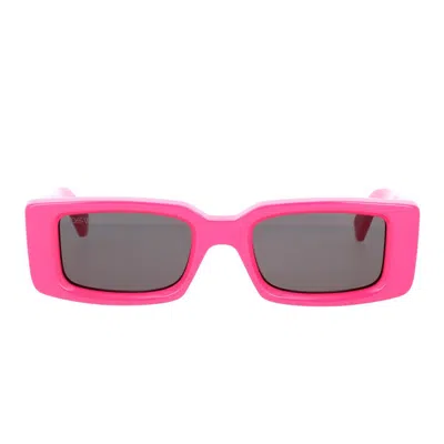 Off-white Sunglasses