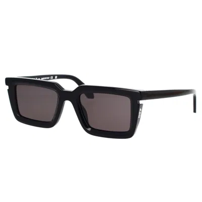 Off-white Sunglasses