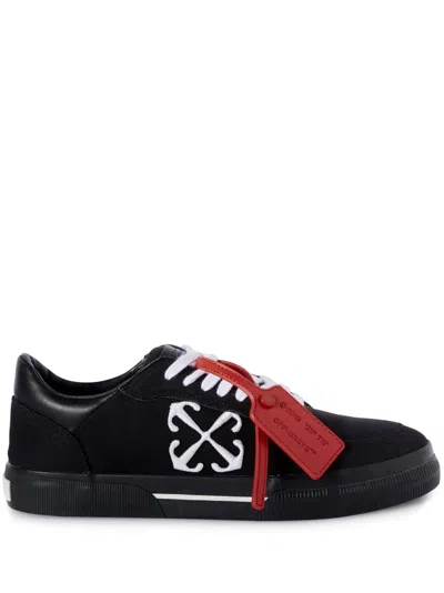 Off-white Vulcanized Contrasting-tag Canvas Sneakers In Black