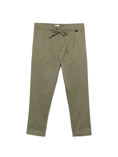 Officina 36 Drawstring-waist Pleated Trousers In Green