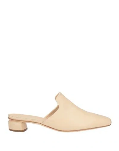Officine Creative Italia Woman Mules & Clogs Ivory Size 8 Leather In Black